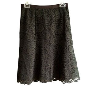 Old Navy A-Line Knee-Length Tiered Lace Skirt Size 1 Olive Green Modest Office